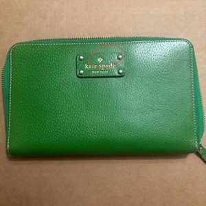 Kate Spade Travel Wallet